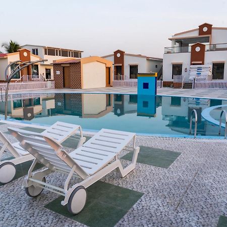 Flamingo Club And Resort Una 3 Km Away From Diu Check Post Kültér fotó