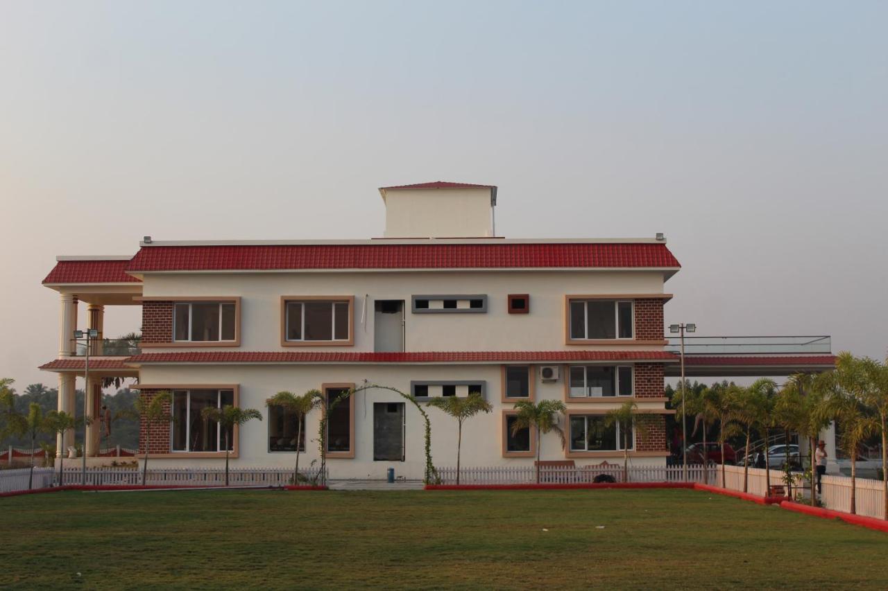 Flamingo Club And Resort Una 3 Km Away From Diu Check Post Kültér fotó