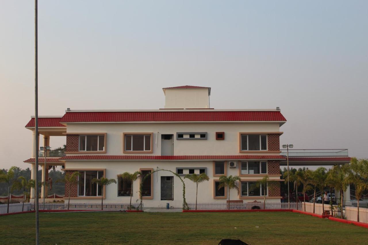 Flamingo Club And Resort Una 3 Km Away From Diu Check Post Kültér fotó