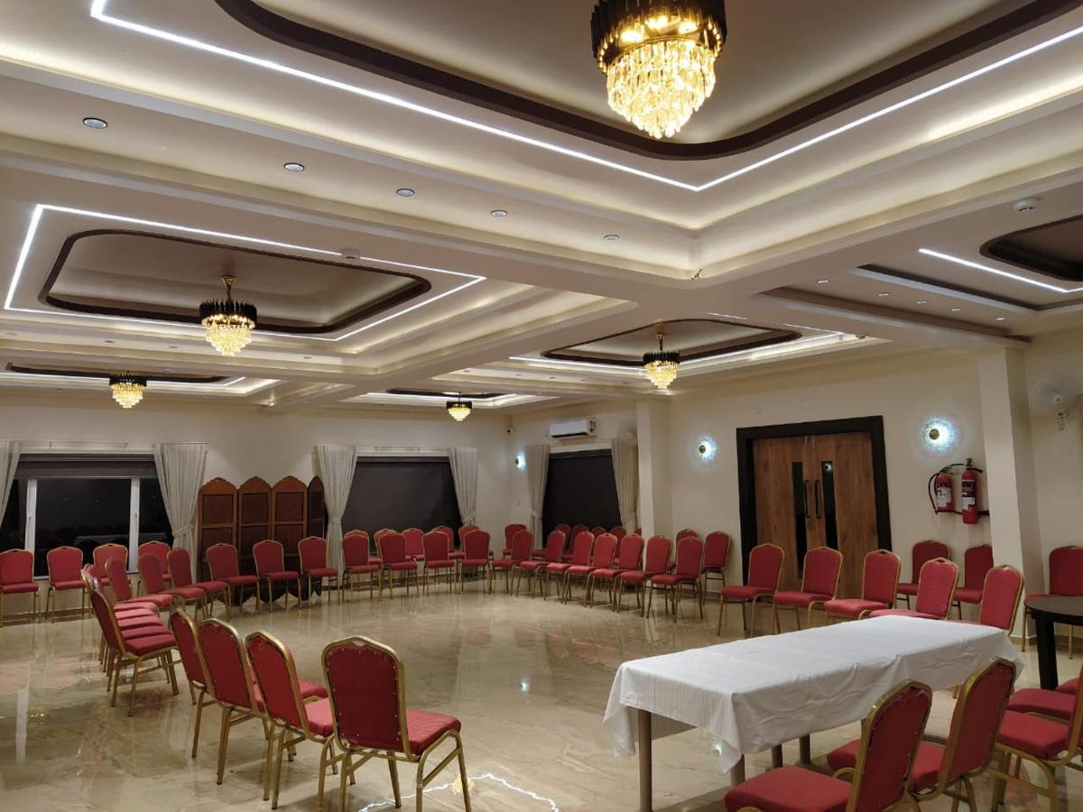 Flamingo Club And Resort Una 3 Km Away From Diu Check Post Kültér fotó