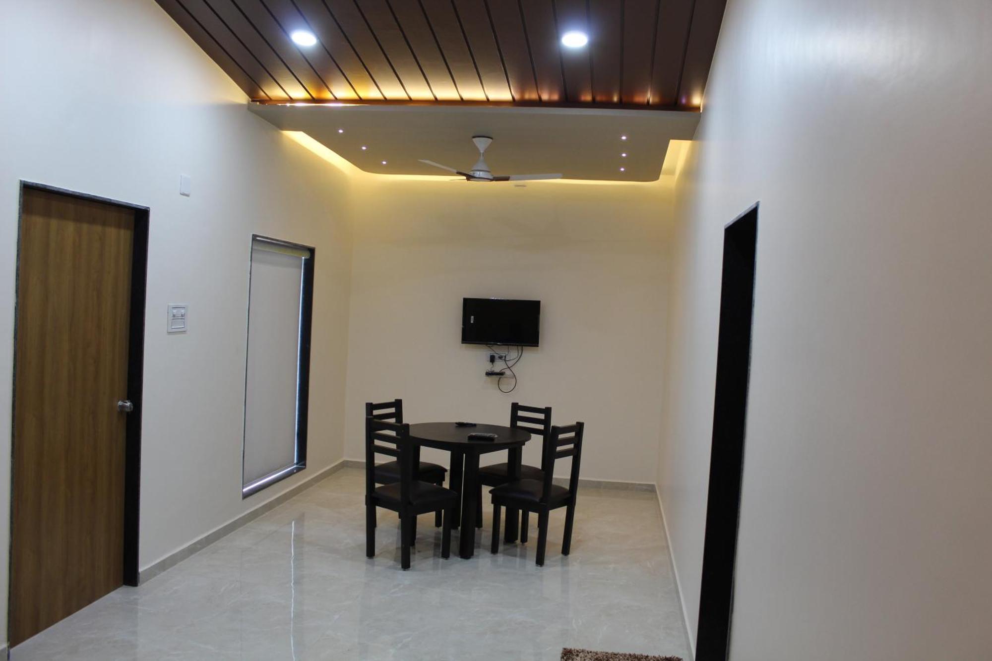 Flamingo Club And Resort Una 3 Km Away From Diu Check Post Kültér fotó