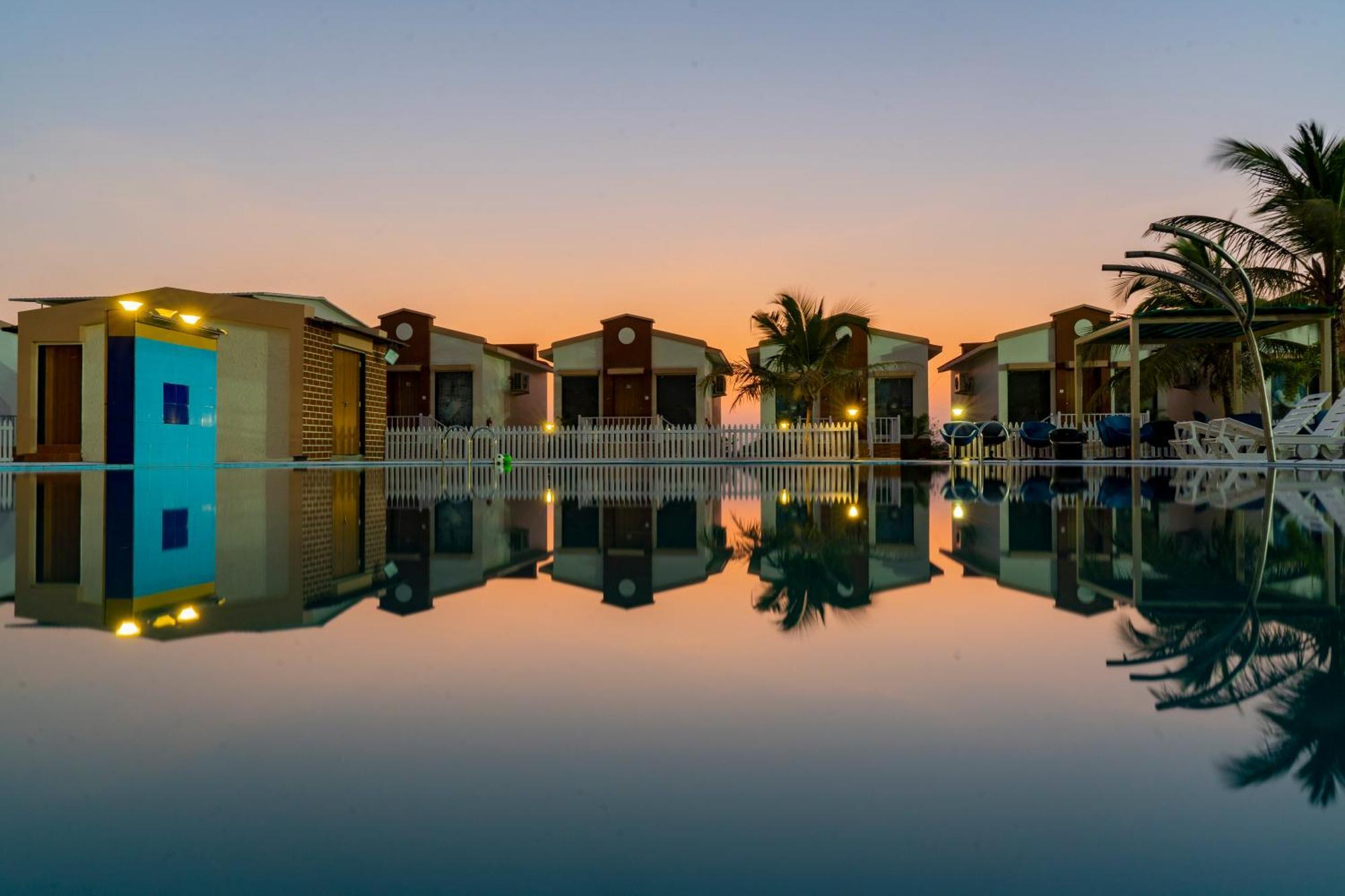 Flamingo Club And Resort Una 3 Km Away From Diu Check Post Kültér fotó